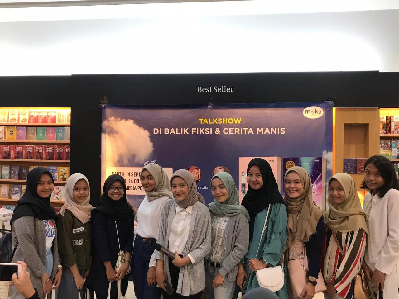 Fitur talkshow _Di Bali Cerita Manis_